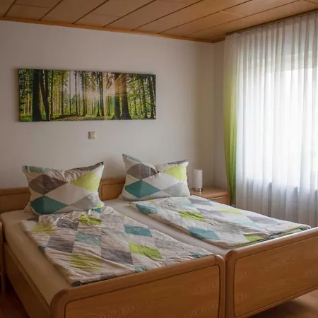 Ferienwohnung Holzberg アパート *